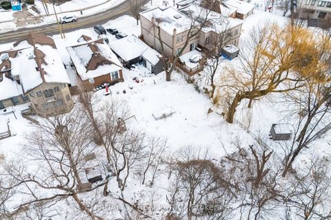 Photo 31 at 266 Calvington Drive, CFB, Toronto