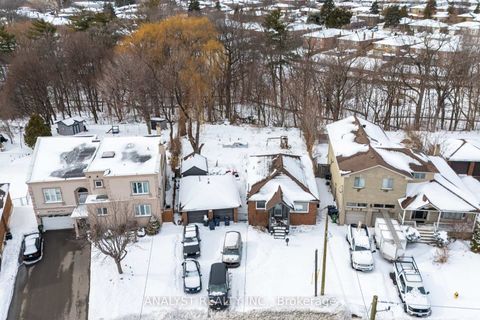Photo 34 at 266 Calvington Drive, CFB, Toronto