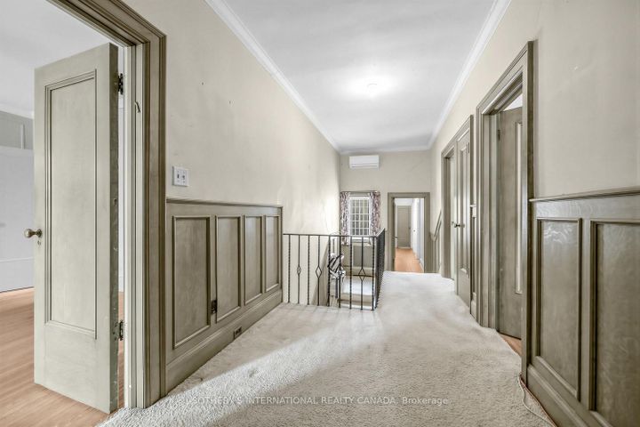 Photo 14 at 10 Gardiner Road, Forest Hill South, Toronto