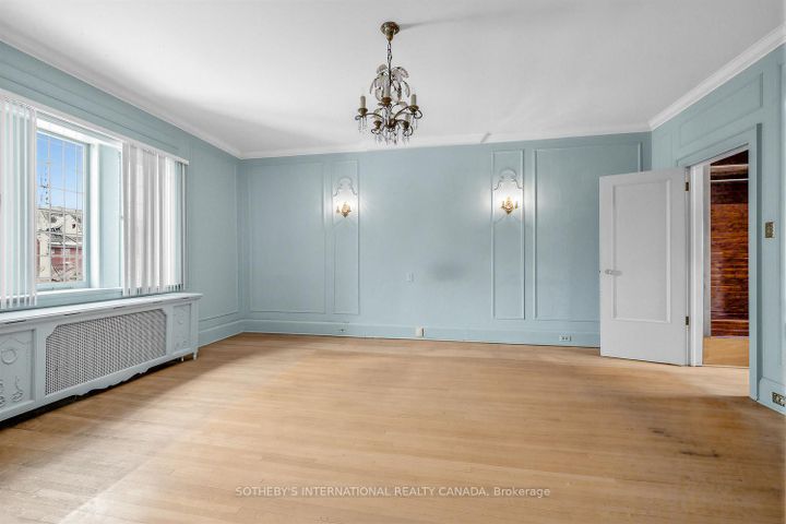 Photo 15 at 10 Gardiner Road, Forest Hill South, Toronto