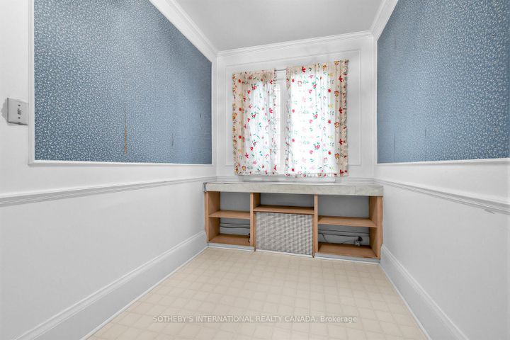 Photo 21 at 10 Gardiner Road, Forest Hill South, Toronto