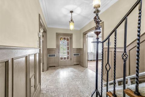 Photo 4 at 10 Gardiner Road, Forest Hill South, Toronto