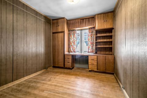 Photo 20 at 10 Gardiner Road, Forest Hill South, Toronto