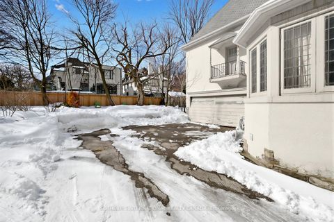 Photo 34 at 10 Gardiner Road, Forest Hill South, Toronto