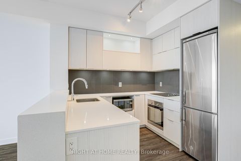 Photo 10 at 2213 - 55 Regent Park Boulevard, Regent Park, Toronto