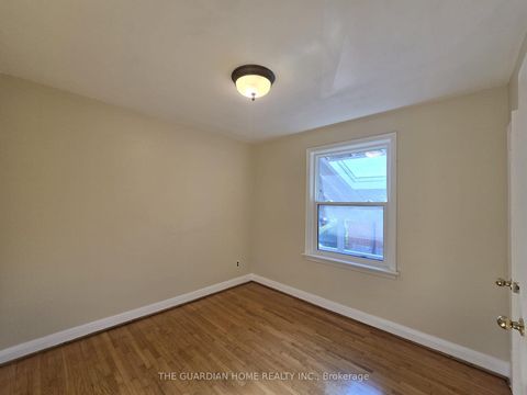 Photo 7 at 15 Princemere Crescent, Maryvale, Toronto