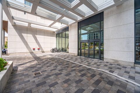 Photo 1 at 1115 - 9000 Jane Street, Maple, Vaughan