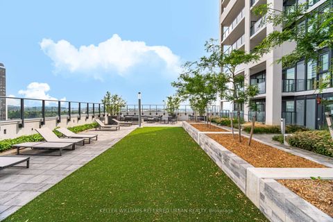 Photo 17 at 1115 - 9000 Jane Street, Maple, Vaughan