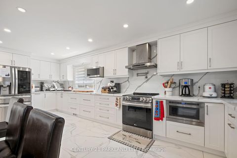 Photo 6 at 87 Bonacres Avenue, Centennial Scarborough, Toronto