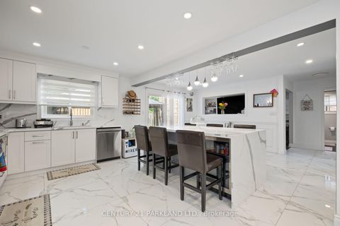 Photo 9 at 87 Bonacres Avenue, Centennial Scarborough, Toronto