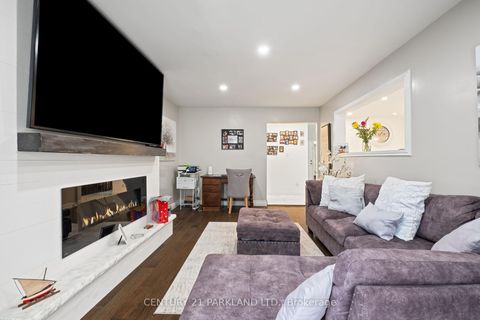 Photo 12 at 87 Bonacres Avenue, Centennial Scarborough, Toronto