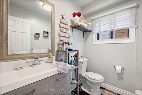 Photo 13 at 87 Bonacres Avenue, Centennial Scarborough, Toronto