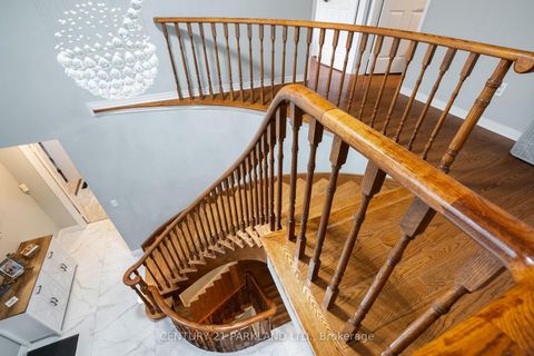 Photo 27 at 87 Bonacres Avenue, Centennial Scarborough, Toronto