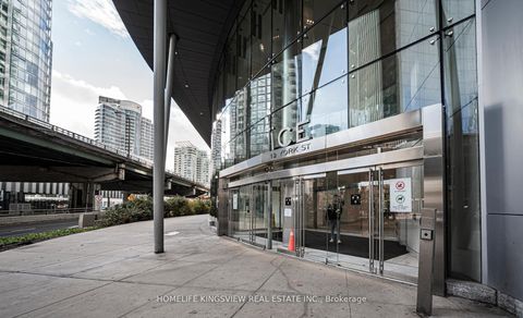 Photo 4 at 1001 - 12 York Street, Waterfront Communities C1, Toronto