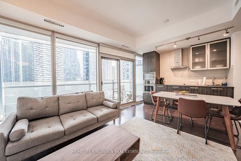 Photo 11 at 1001 - 12 York Street, Waterfront Communities C1, Toronto