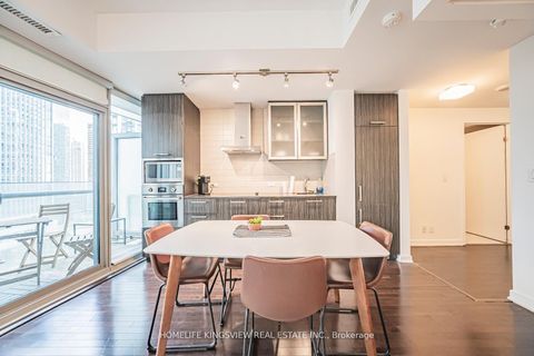 Photo 16 at 1001 - 12 York Street, Waterfront Communities C1, Toronto