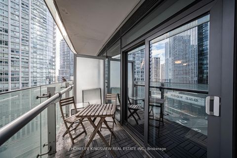 Photo 23 at 1001 - 12 York Street, Waterfront Communities C1, Toronto