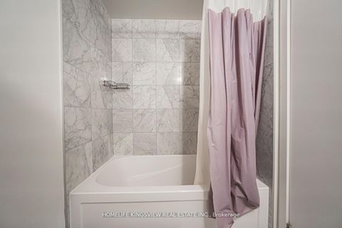 Photo 31 at 1001 - 12 York Street, Waterfront Communities C1, Toronto