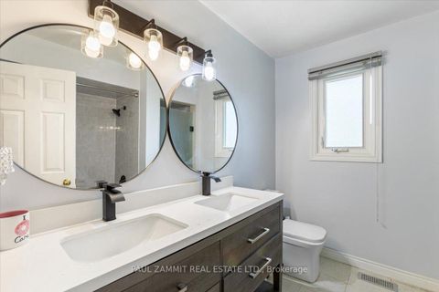 Photo 16 at 1 Bronte Road, Thornlea, Markham