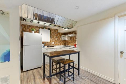 Photo 21 at 1 Bronte Road, Thornlea, Markham