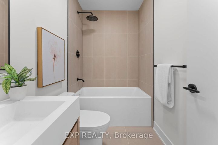 Photo 42 at 124 Dunbar Road, Cooksville, Mississauga