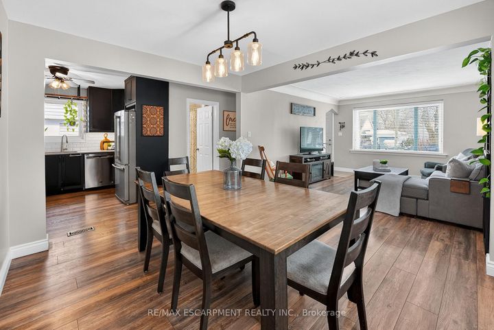 Photo 5 at 290 East 43rd Street, Hampton Heights, Hamilton