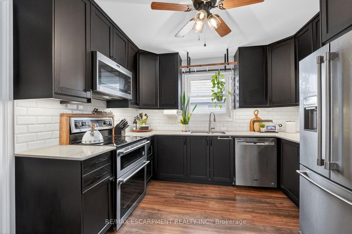 Photo 6 at 290 East 43rd Street, Hampton Heights, Hamilton