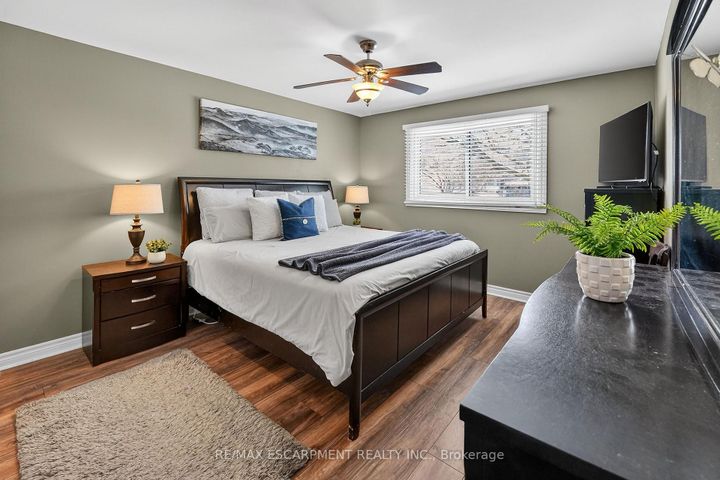 Photo 8 at 290 East 43rd Street, Hampton Heights, Hamilton