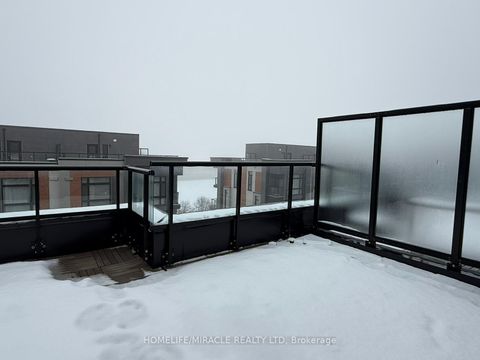 Photo 13 at 924 - 2 Steckley House Lane, Rural Richmond Hill, Richmond Hill