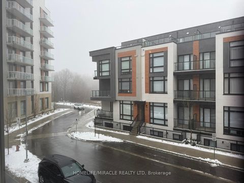 Photo 15 at 924 - 2 Steckley House Lane, Rural Richmond Hill, Richmond Hill