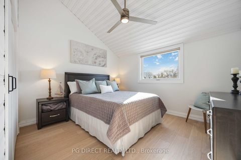 Photo 12 at 18 Villa Drive, Pefferlaw, Georgina