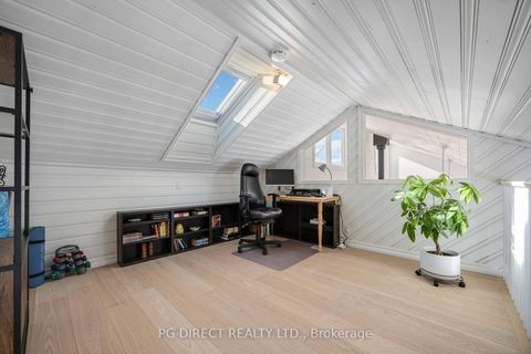 Photo 15 at 18 Villa Drive, Pefferlaw, Georgina