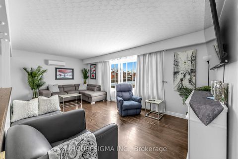 Photo 6 at 691 Fernhill Boulevard, Northglen, Oshawa