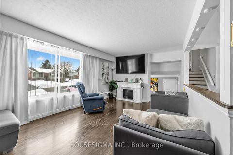 Photo 7 at 691 Fernhill Boulevard, Northglen, Oshawa