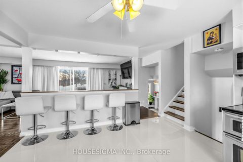 Photo 14 at 691 Fernhill Boulevard, Northglen, Oshawa