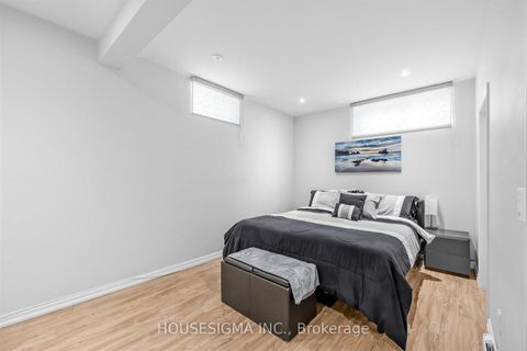 Photo 31 at 691 Fernhill Boulevard, Northglen, Oshawa