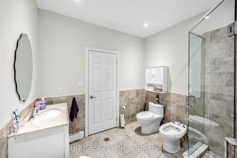 Photo 33 at 691 Fernhill Boulevard, Northglen, Oshawa