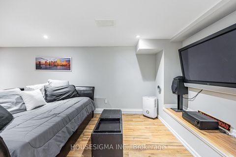 Photo 35 at 691 Fernhill Boulevard, Northglen, Oshawa