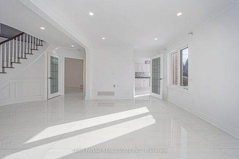 Photo 7 at 133 Arten Avenue, Mill Pond, Richmond Hill