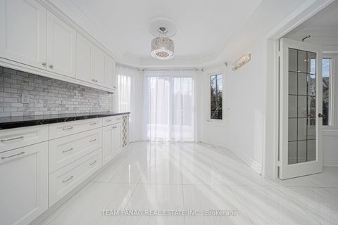 Photo 11 at 133 Arten Avenue, Mill Pond, Richmond Hill