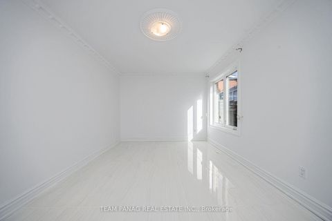 Photo 13 at 133 Arten Avenue, Mill Pond, Richmond Hill