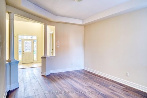 Photo 4 at 17 Mercury Avenue, Keswick South, Georgina