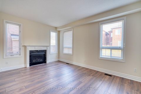 Photo 7 at 17 Mercury Avenue, Keswick South, Georgina