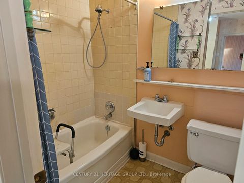 Photo 9 at 161 - 70 Driftwood Avenue, Jane Heights, Toronto