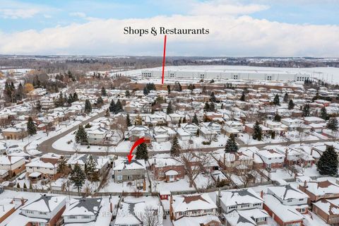 Photo 1 at 28 Camrose Drive, Keswick South, Georgina