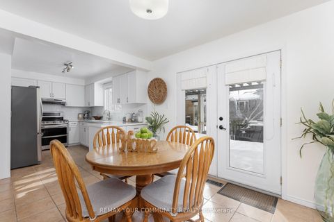 Photo 17 at 28 Camrose Drive, Keswick South, Georgina