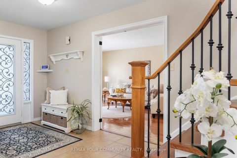 Photo 27 at 28 Camrose Drive, Keswick South, Georgina