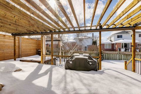 Photo 37 at 28 Camrose Drive, Keswick South, Georgina