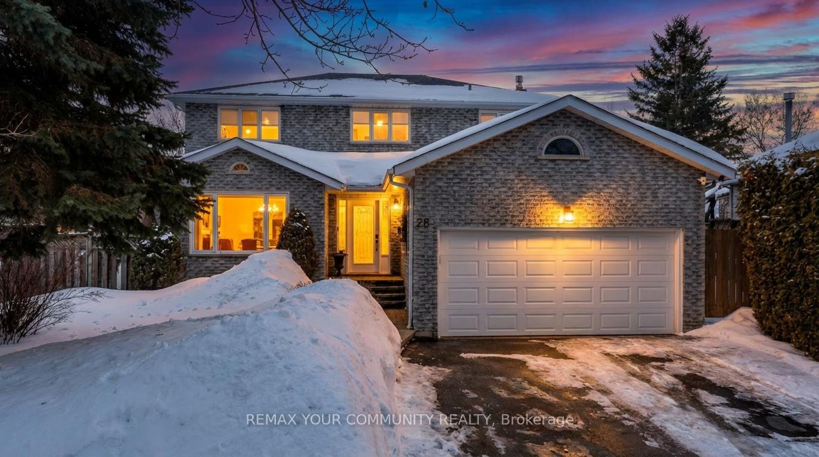 28 Camrose Drive, Keswick South, Georgina photo number 2