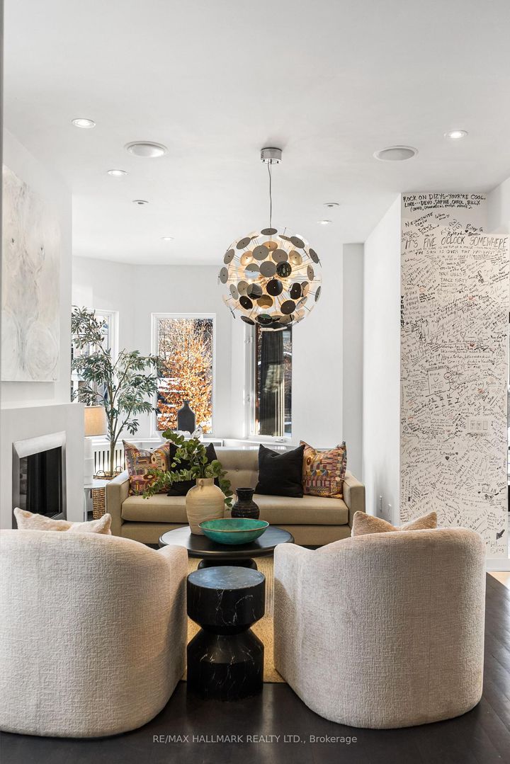 Photo 5 at 26 Lytton Boulevard, Lawrence Park South, Toronto